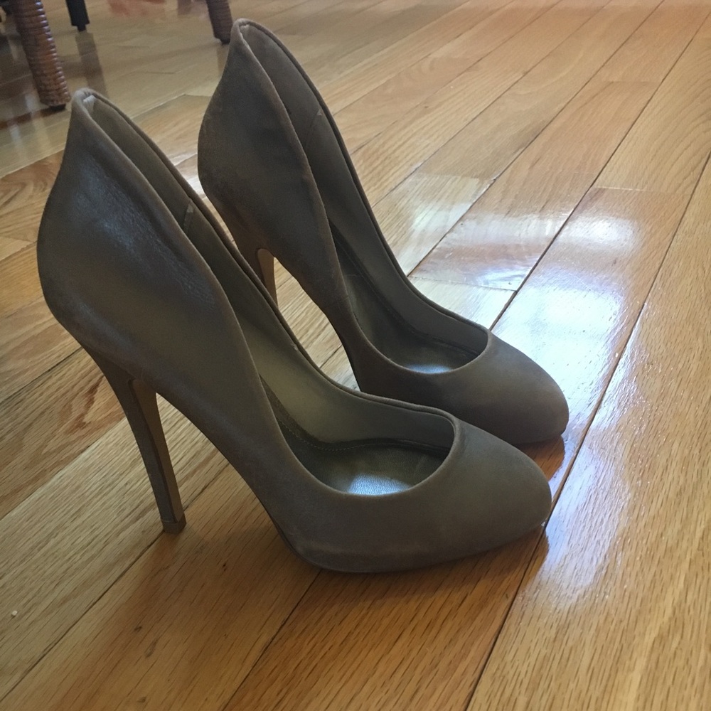 Aldo Heels Size 37